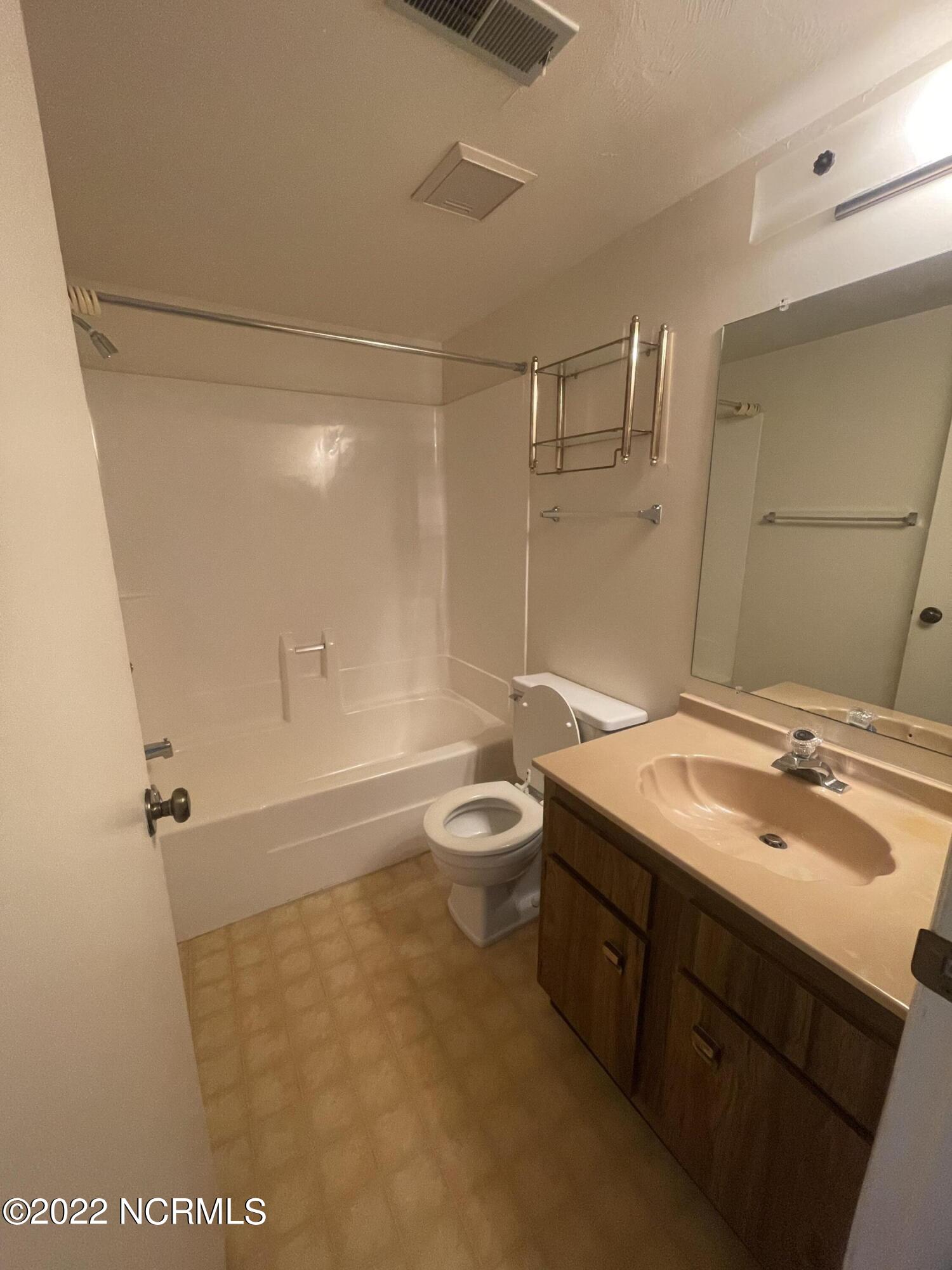 4575 Holly Tree Road Wilmington, NC 28412 - Photo 12 of 13 IMG_3871