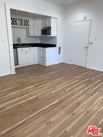 $4,950 | 15237 Del Gado Drive, Sherman Oaks, CA 91403