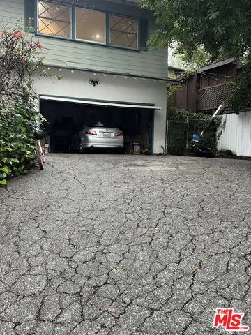 $4,950 | 15237 Del Gado Drive, Sherman Oaks, CA 91403