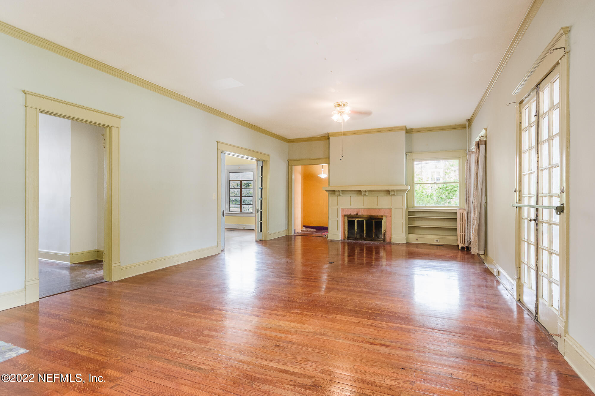 2905 Riverside Avenue Jacksonville, FL 32205 - Photo 13 of 38 Living Room