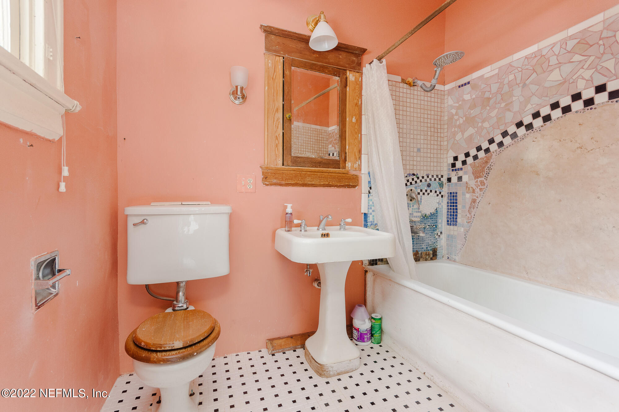 2905 Riverside Avenue Jacksonville, FL 32205 - Photo 25 of 38 Owner's Bathroom