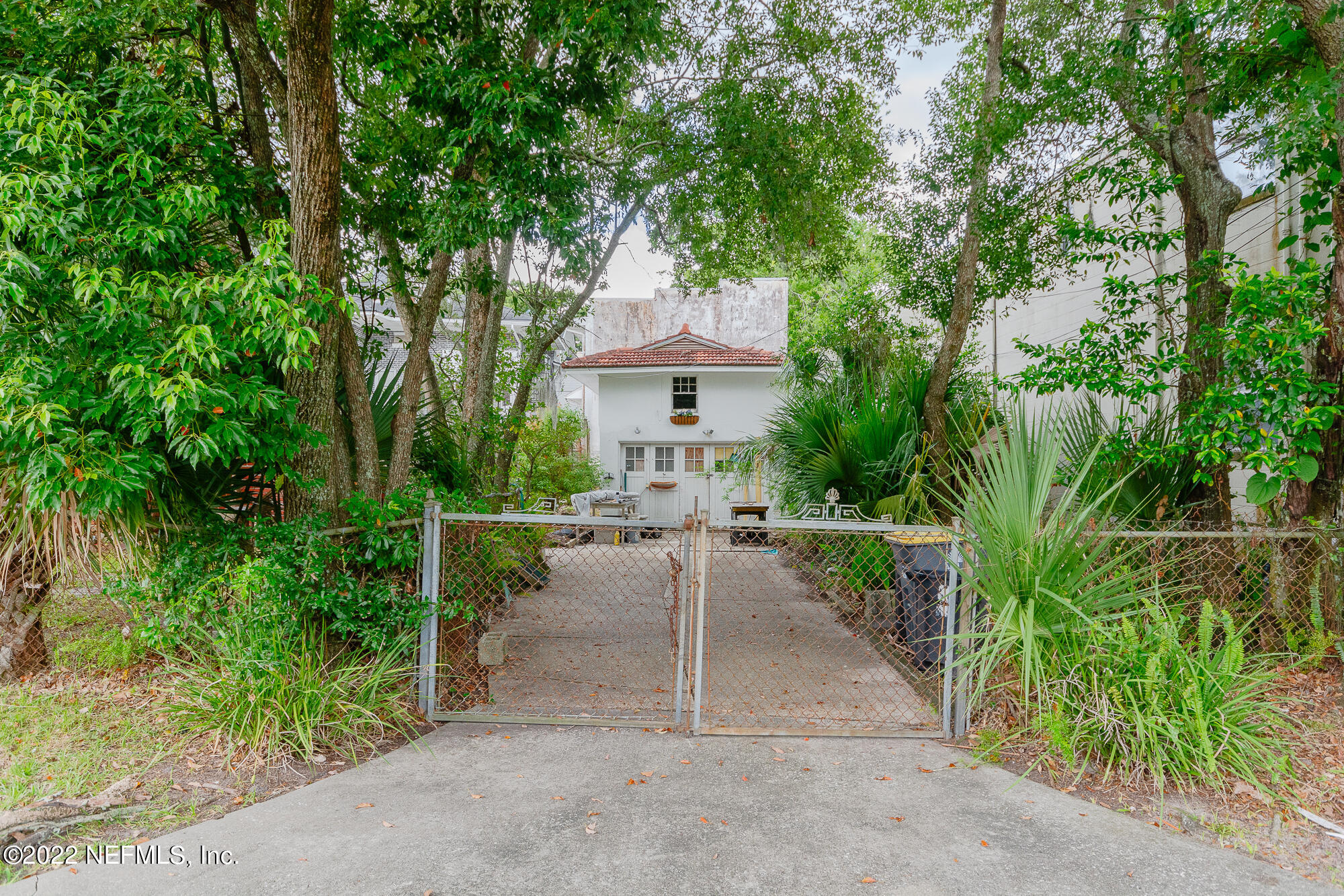 2905 Riverside Avenue Jacksonville, FL 32205 - Photo 38 of 38 Driveway