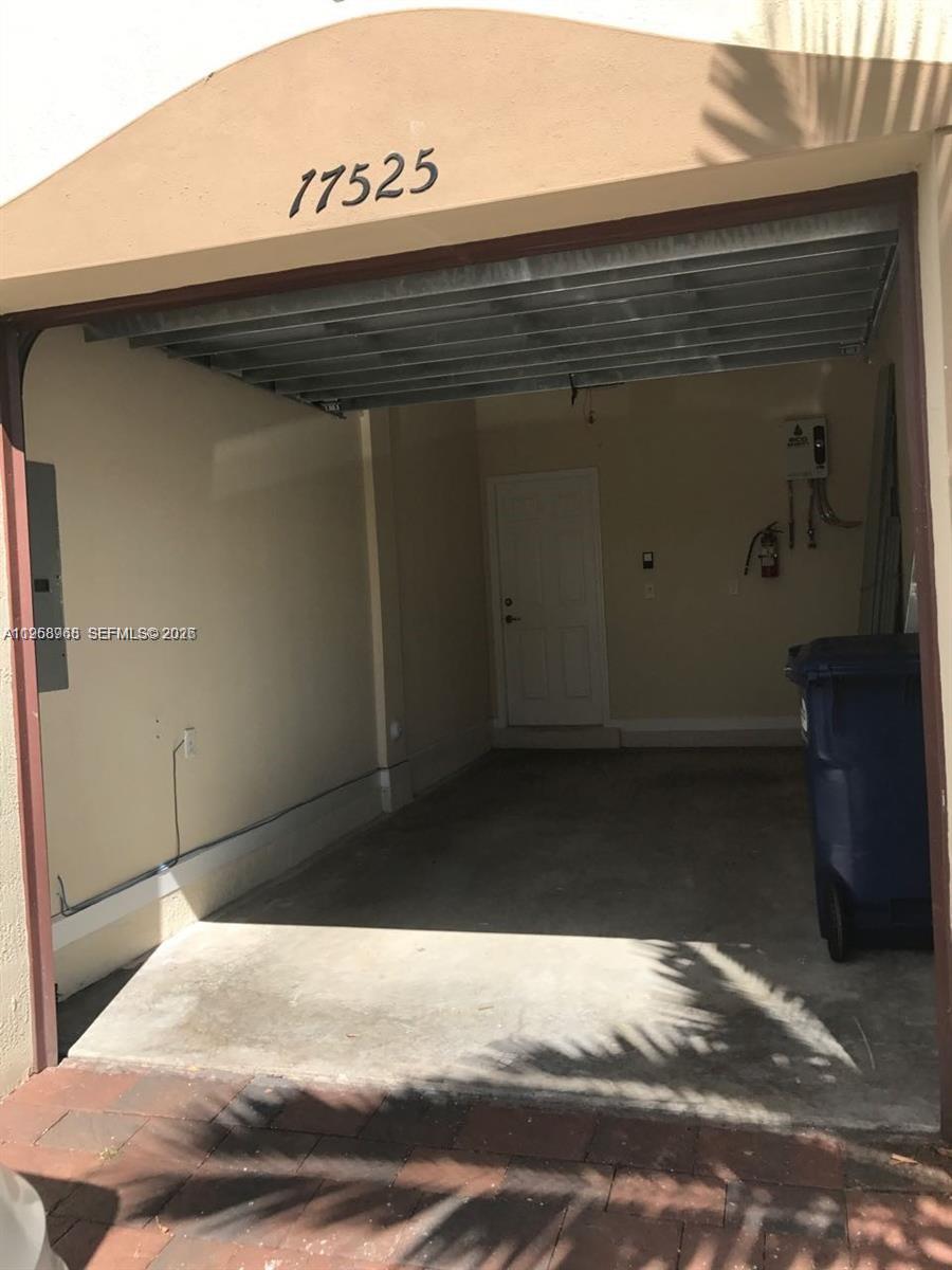 17525 Southwest 153rd Path Miami, FL 33187 - Photo 2 of 18