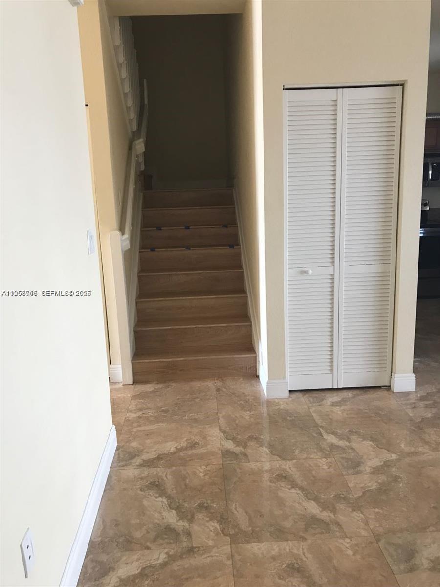 17525 Southwest 153rd Path Miami, FL 33187 - Photo 7 of 18
