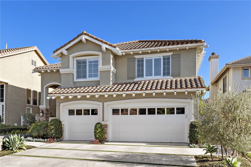 802 Carnaros San Clemente, CA 92672 - Photo 2 of 36