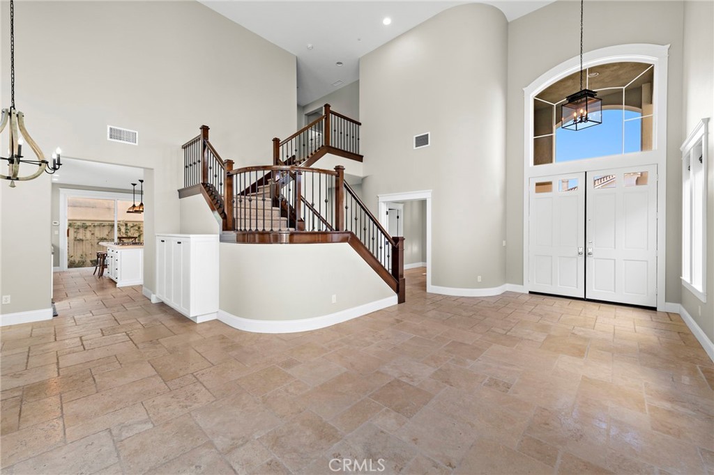 802 Carnaros San Clemente, CA 92672 - Photo 8 of 36