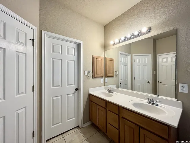 $2,095 | 3231 Shoshoni Rise, San Antonio, TX 78261