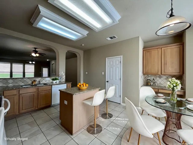 $2,095 | 3231 Shoshoni Rise, San Antonio, TX 78261