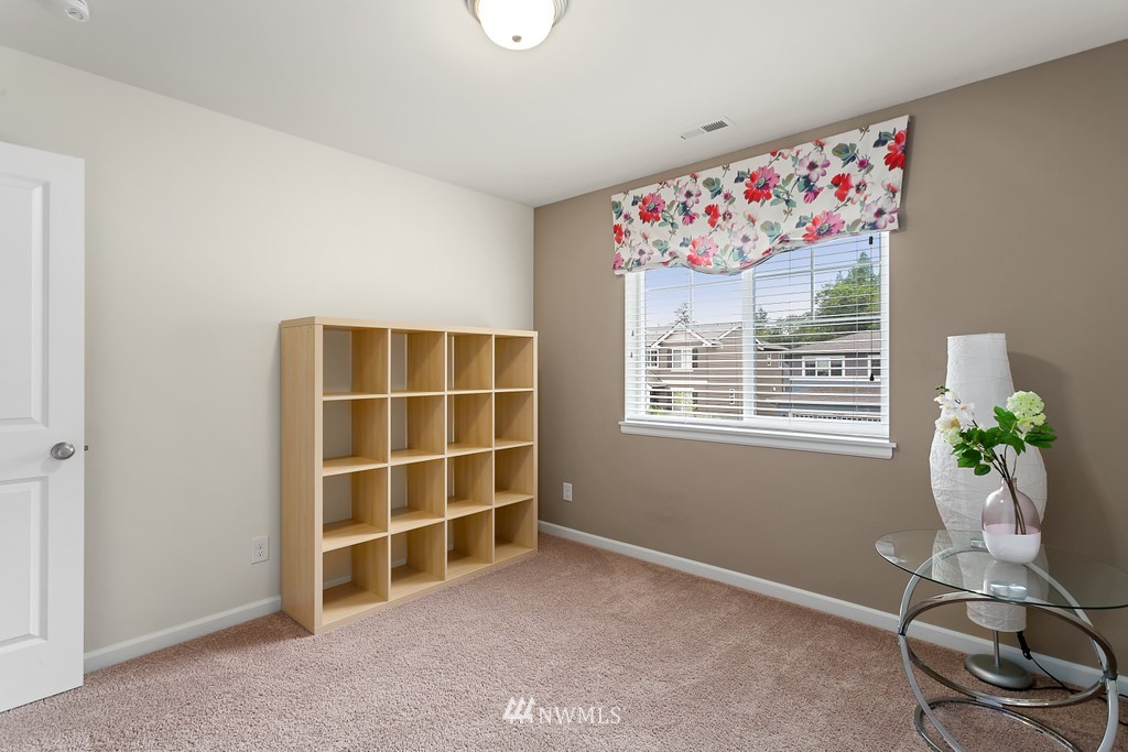 16204 Southeast 140th Street Renton, WA 98059 - Photo 23 of 33 Gallery Image 23