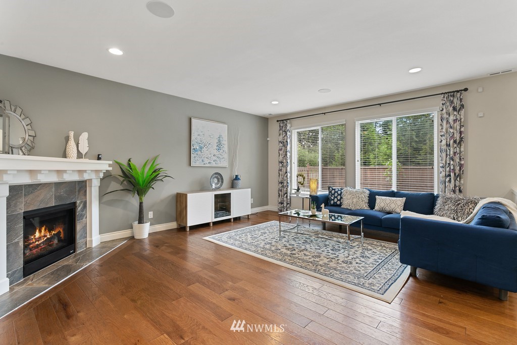 16204 Southeast 140th Street Renton, WA 98059 - Photo 5 of 33 Gallery Image 5