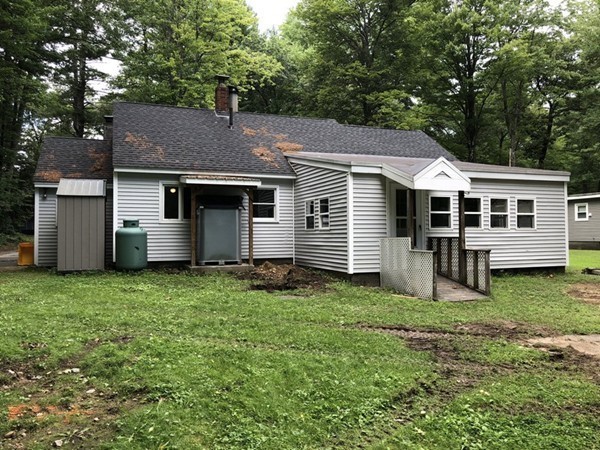 210 South Row Road Lunenburg, MA 01462 - Photo 2 of 19