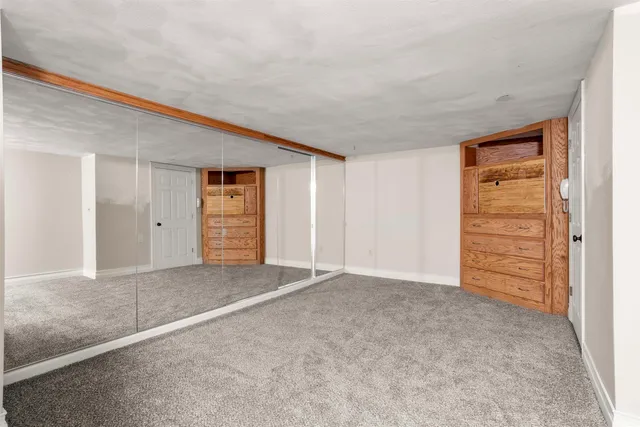 $439,900 | 2421 West Twin Willows Drive, Appleton, WI 54914