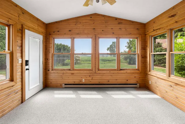 $439,900 | 2421 West Twin Willows Drive, Appleton, WI 54914