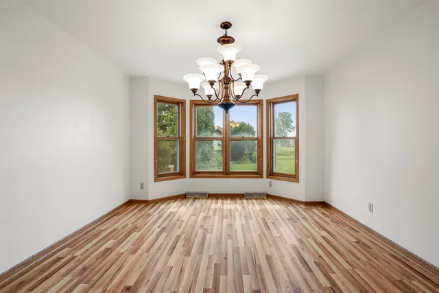 $439,900 | 2421 West Twin Willows Drive, Appleton, WI 54914