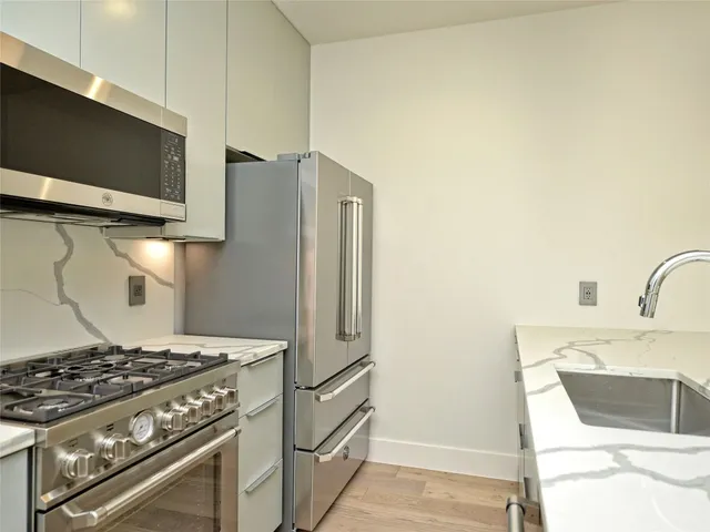 $889,000 | 6005 Woodrow Avenue, Austin, TX 78757