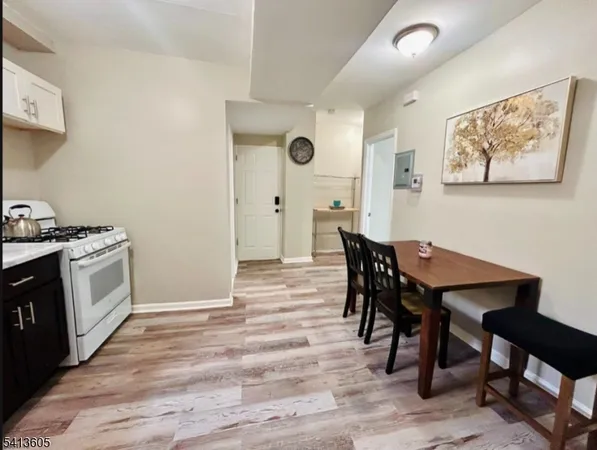 $1,900 | 123 North 15th Street, East Orange, NJ 07017