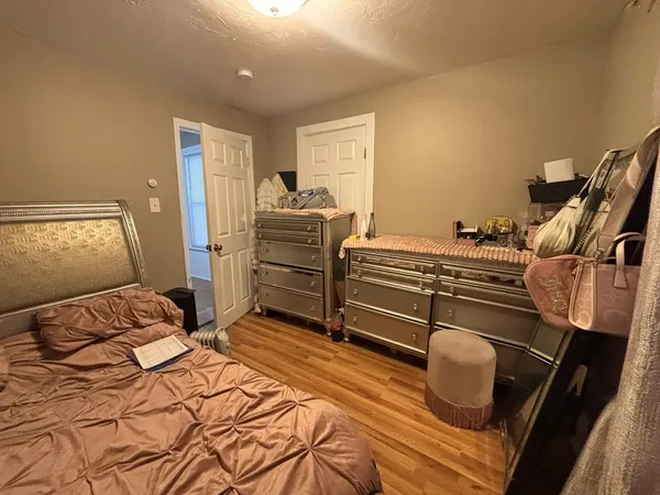 $1,995 | 31 South Stowell Street, Unit 1R, Worcester, MA 01604