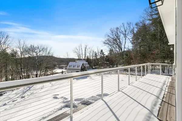 $3,500 | 639 East Broadway, Unit A, Haverhill, MA 01830