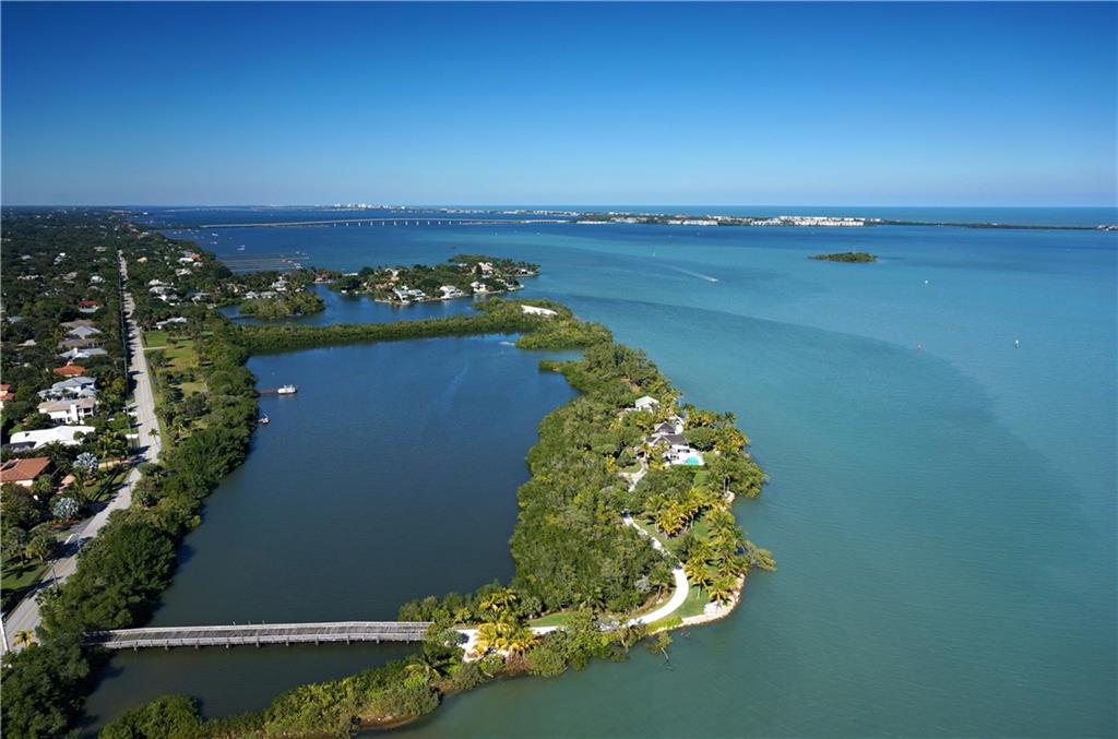 1 Mandalay Island Road Stuart, FL 34996 - Photo 2 of 33 Gallery Image 2