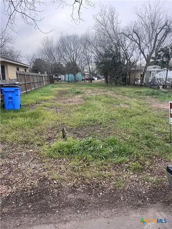 $29,999 | 920 Veterans Street, Seguin, TX 78155