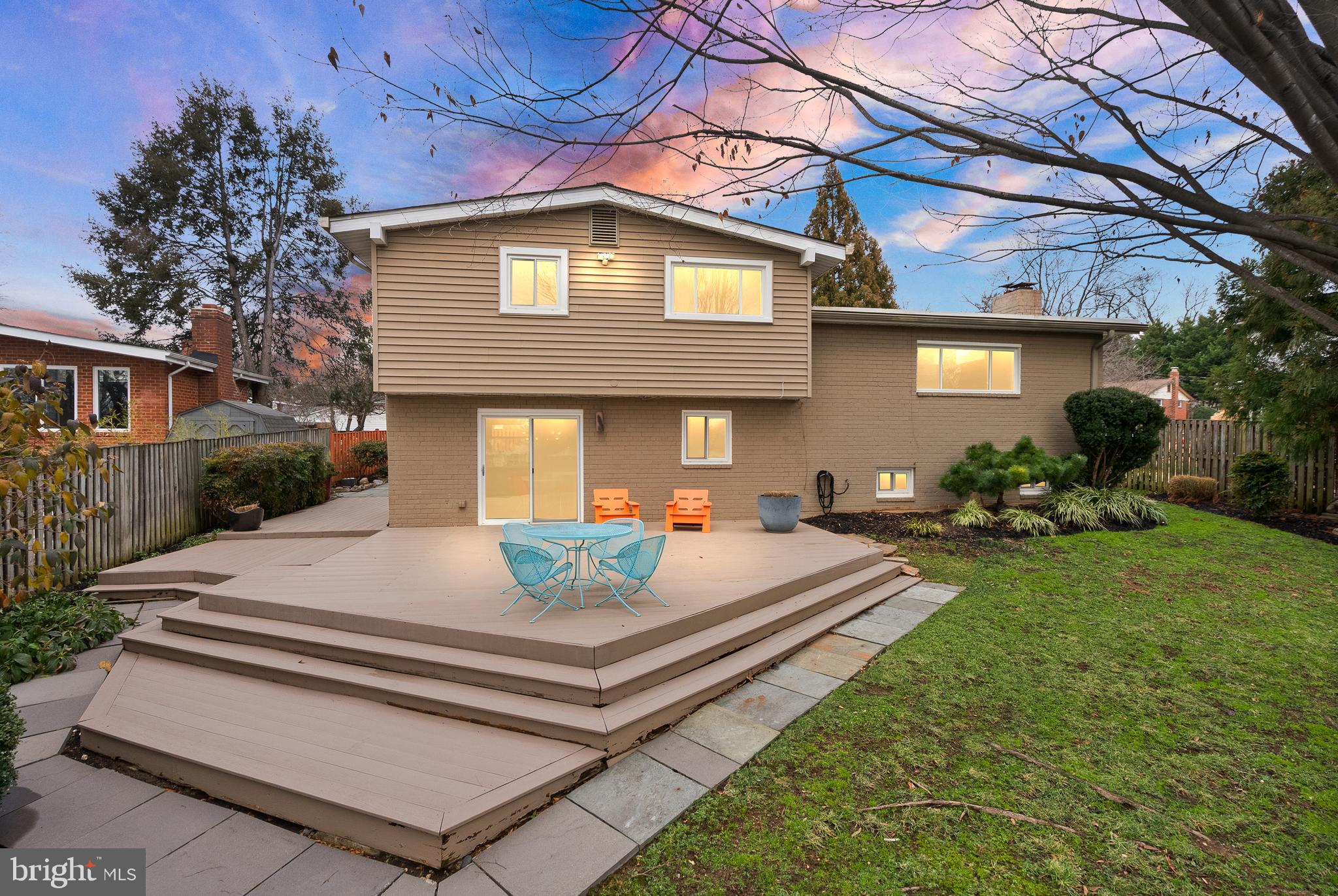 5004 Regency Place Alexandria, VA 22304 - Photo 36 of 36 a front view of a house with garden