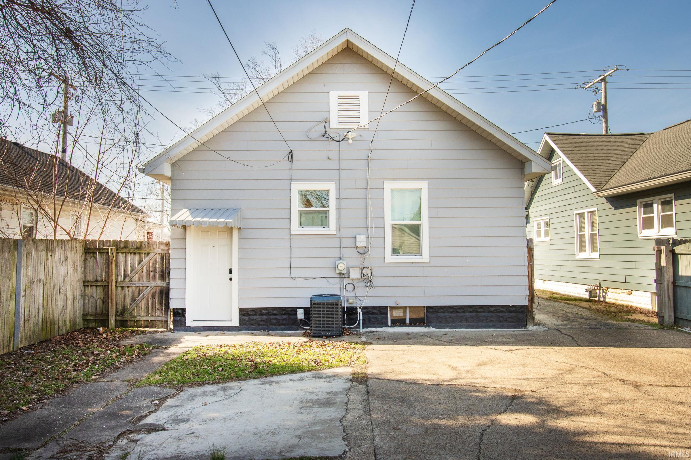 2013 Stringtown Road Evansville, IN 47711 - Photo 21 of 23