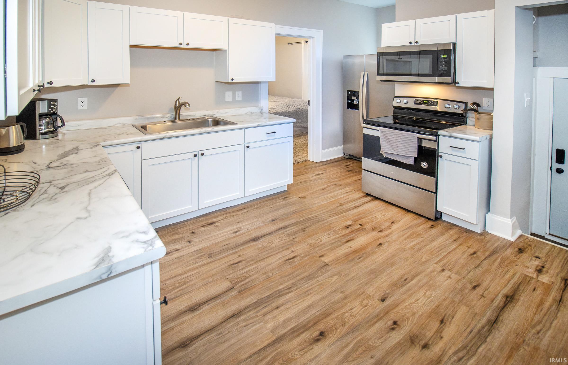 2013 Stringtown Road Evansville, IN 47711 - Photo 8 of 23