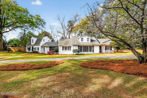 $490,000 | 3824 Overlook Avenue, Macon, GA 31204