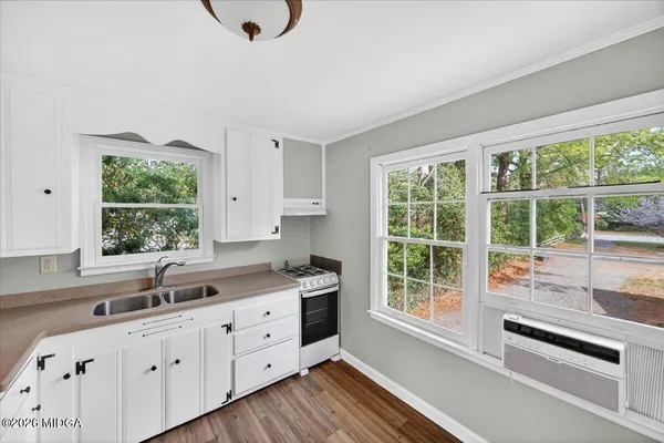 $490,000 | 3824 Overlook Avenue, Macon, GA 31204