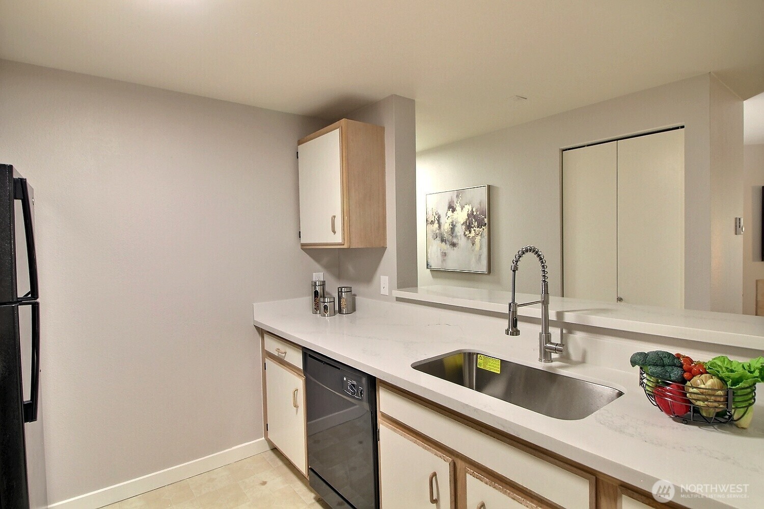 975 Aberdeen Avenue Northeast, Unit L202 Renton, WA 98056 - Photo 9 of 20