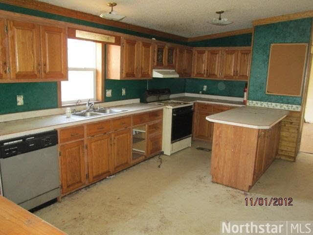 14792 Maple Leaf Road Pine City, MN 55063 - Photo 3 of 11 Gallery Image 3