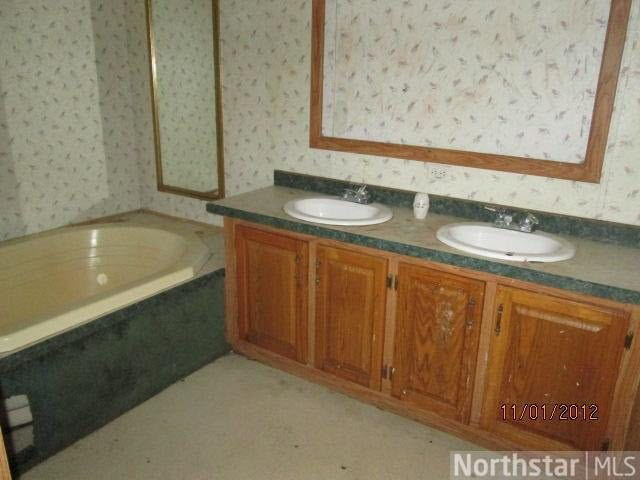 14792 Maple Leaf Road Pine City, MN 55063 - Photo 7 of 11 Gallery Image 7