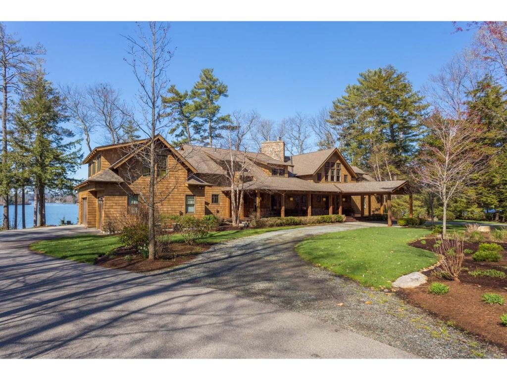 31 Wallace Point Road Moultonborough, NH 03254 - Photo 3 of 40 Gallery Image 3