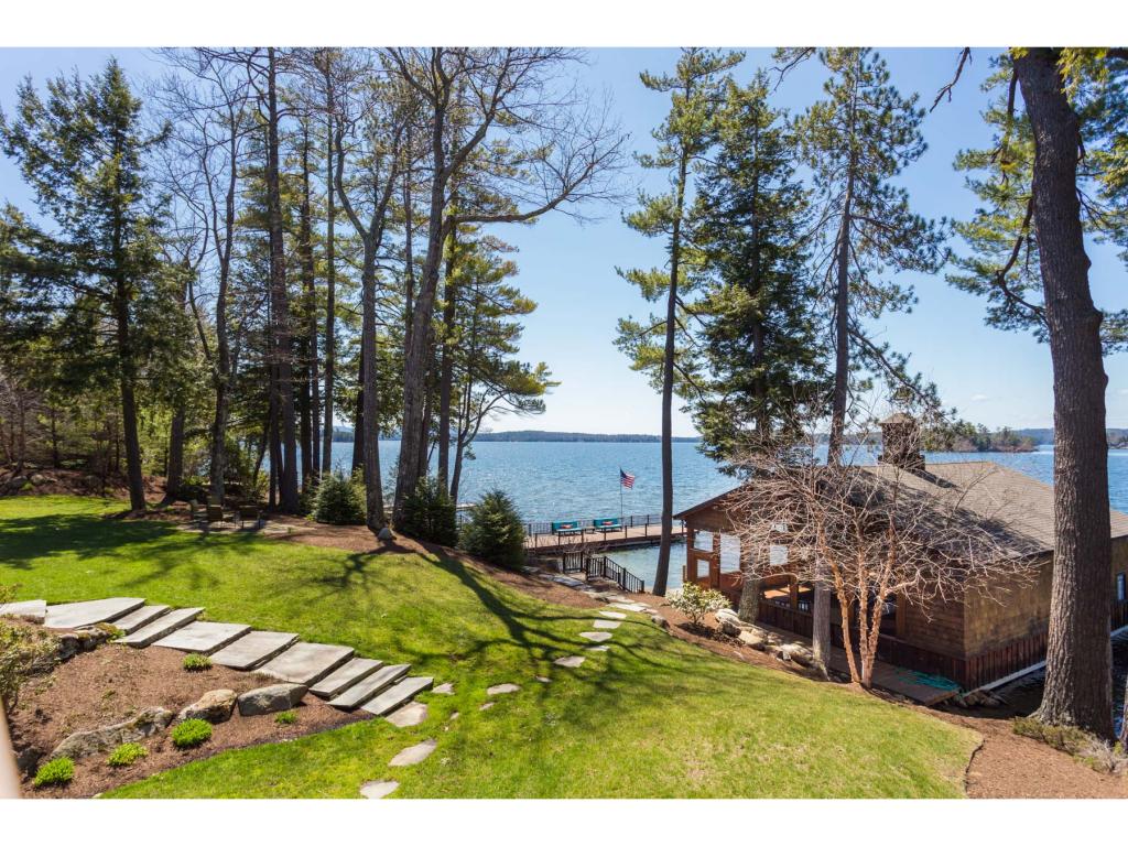 31 Wallace Point Road Moultonborough, NH 03254 - Photo 33 of 40 Gallery Image 33