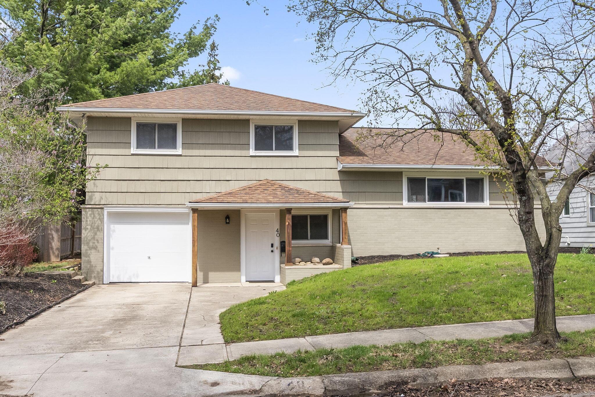 40 Chase Road Columbus, OH 43214 - Photo 2 of 42 great curb appeal