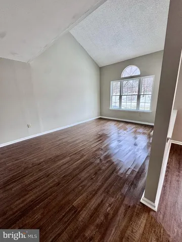 $3,200 | 25 Sequoia Drive, Newtown, PA 18940