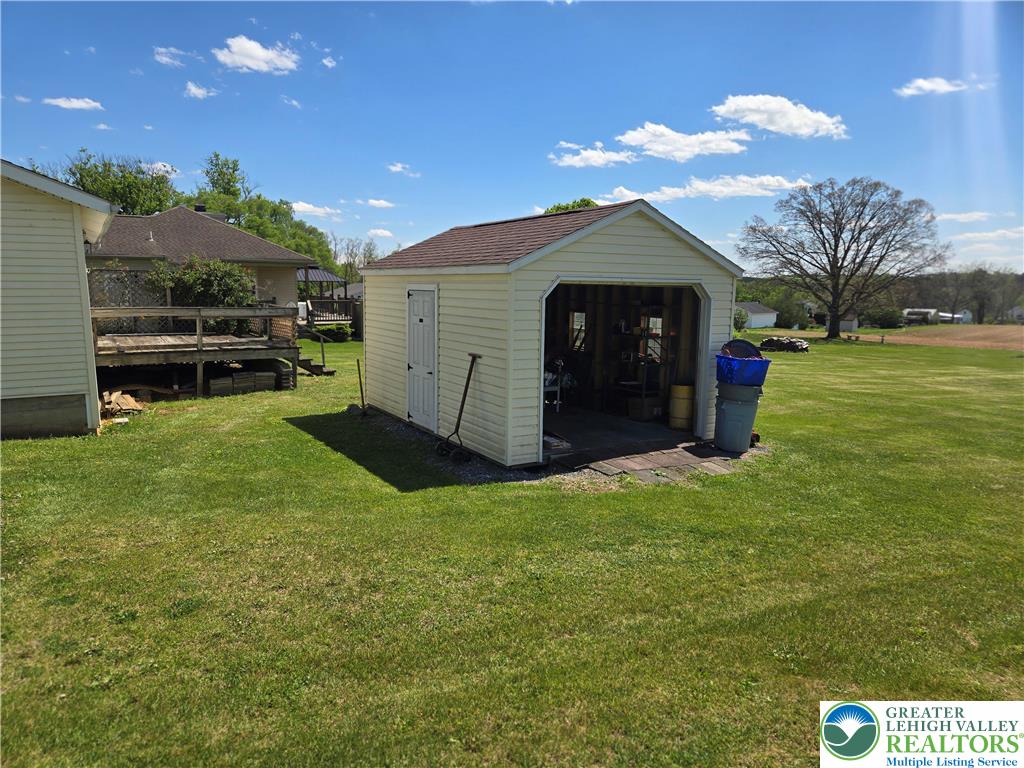 8662 Ashfield Road Slatington, PA 18080 - Photo 3 of 14