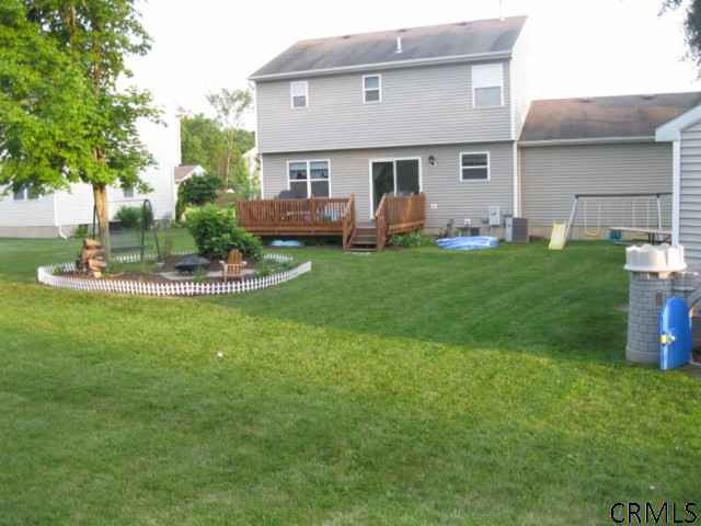 17 Falcon Chase Rensselaer, NY 12144 - Photo 3 of 14 Photo 3