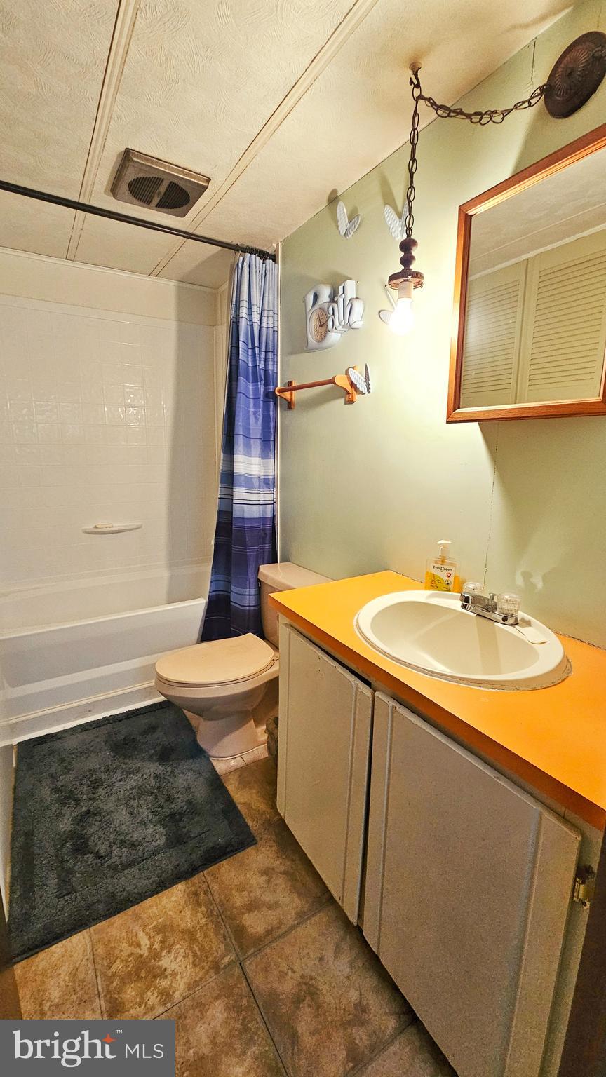 232 # 69 Yankee Road, Unit 69 Quakertown, PA 18951 - Photo 6 of 11 New shower tub install