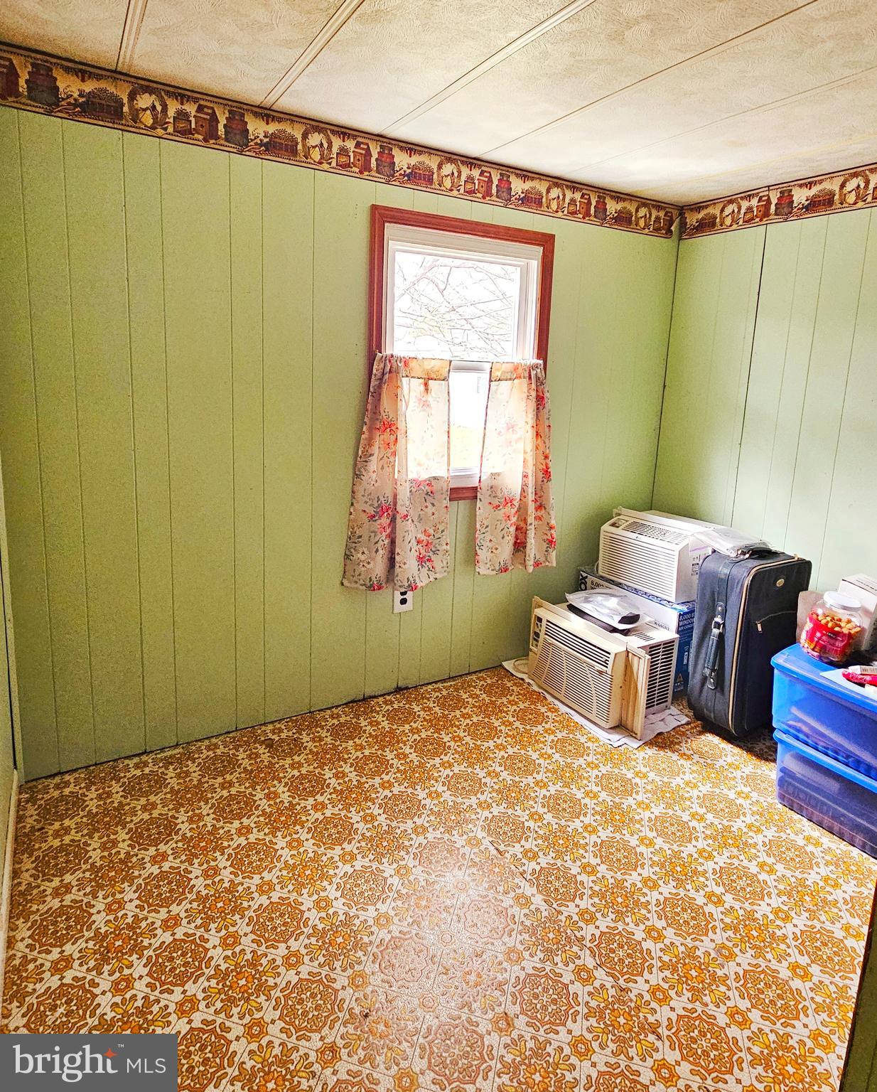 232 # 69 Yankee Road, Unit 69 Quakertown, PA 18951 - Photo 7 of 11 BR 2