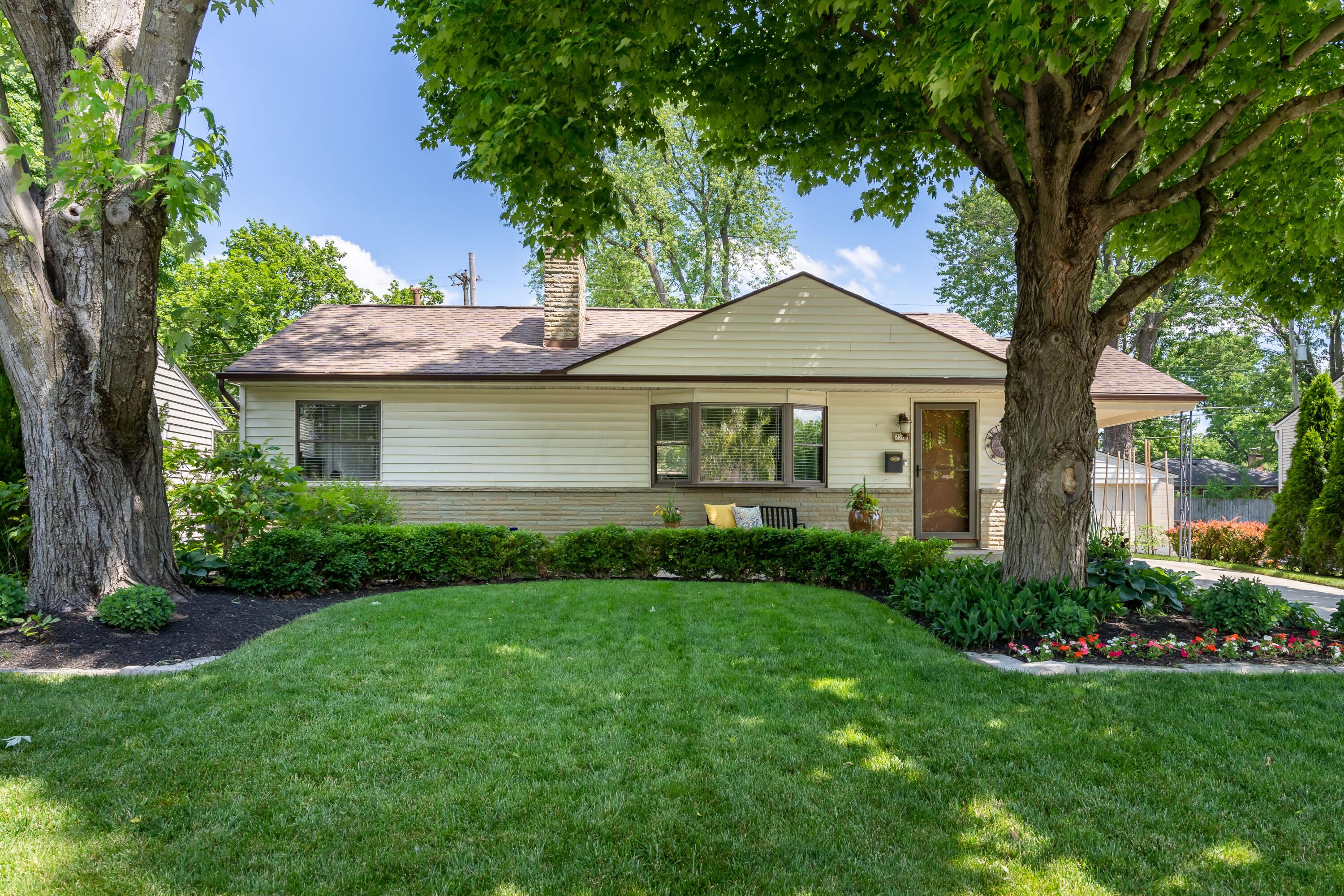 2260 Swansea Road Columbus, OH 43221 - Photo 1 of 48 2260 Swansea_MLS_1