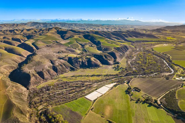 $1,983,000 | 11 Mail Road, Lompoc, CA 93436