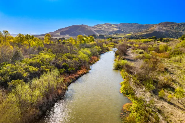 $1,983,000 | 11 Mail Road, Lompoc, CA 93436