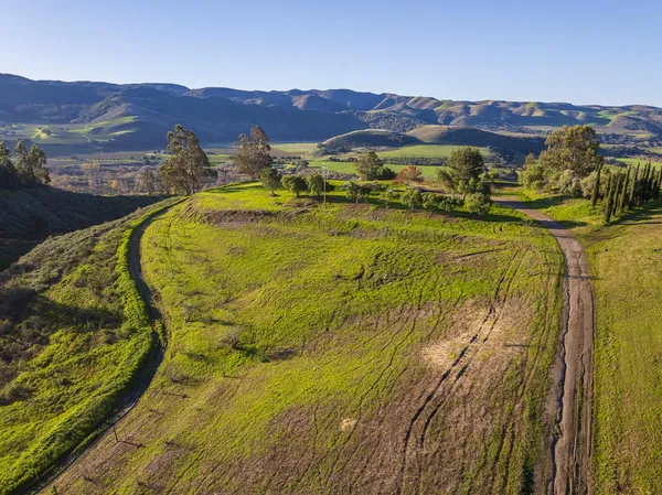$1,983,000 | 11 Mail Road, Lompoc, CA 93436