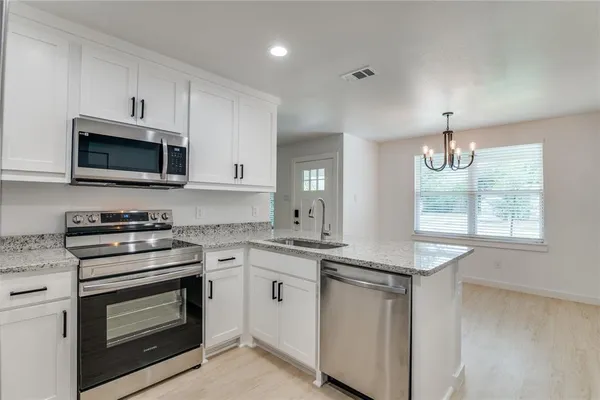 $1,950 | 507 Campbell Street, Terrell, TX 75160