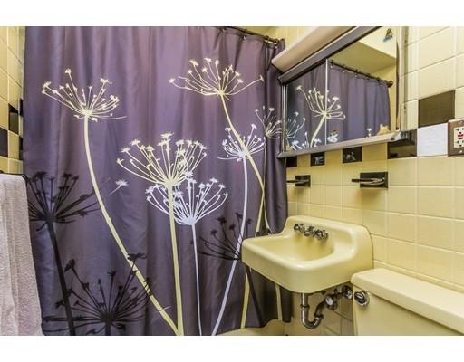 2 Elsmere Avenue Methuen, MA 01844 - Photo 16 of 24