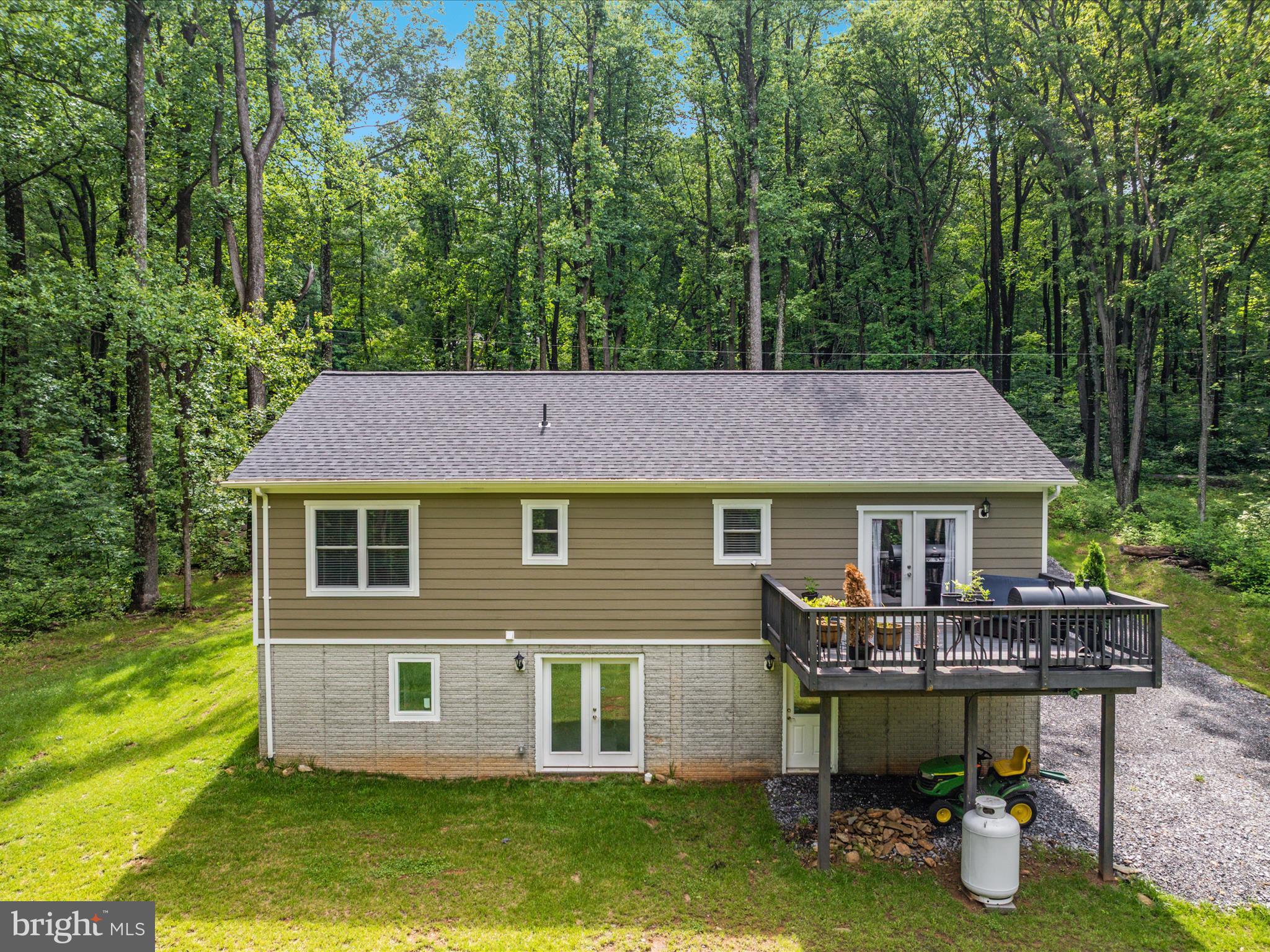 295 Rocky Mt Road Linden, VA 22642 - Photo 33 of 39 DJI_0050_295 Rocky Mt Rd - Absolute Altitude -6 -