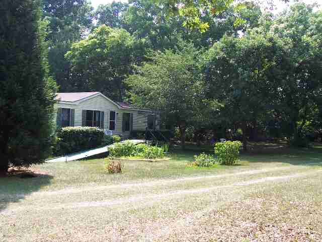 709 Mayfield School Road Belton, SC 29627 - Photo 6 of 8 Gallery Image 6
