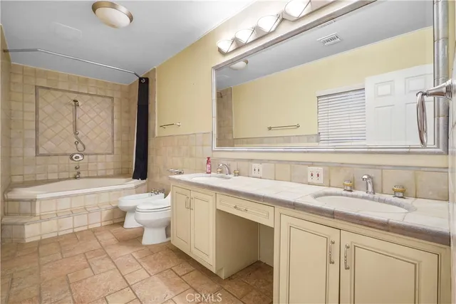 $3,199,000 | 1025 East San Jose Avenue, Burbank, CA 91501