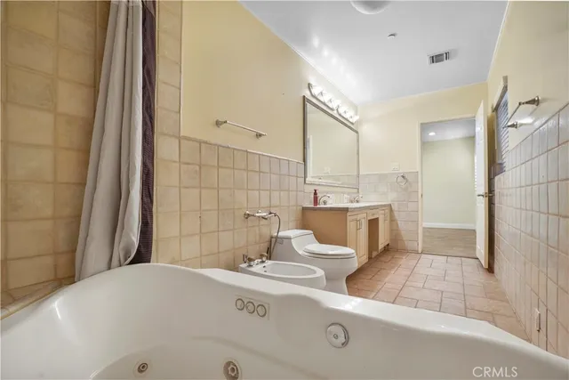 $3,199,000 | 1025 East San Jose Avenue, Burbank, CA 91501